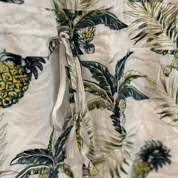 Brand New with Tags Blue Island Pineapple Print Beach Coverup - Picture 3 of 5